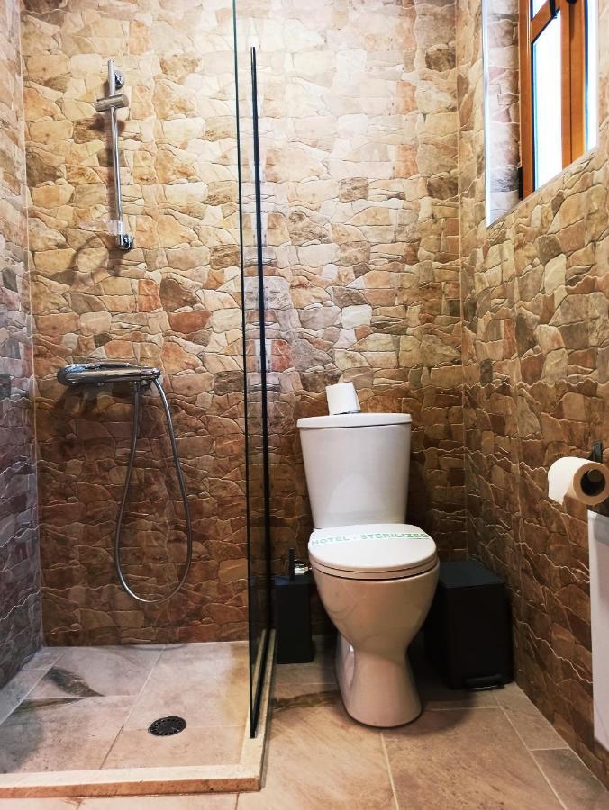 Boutique Hotel Praga Gjirokaster Ngoại thất bức ảnh