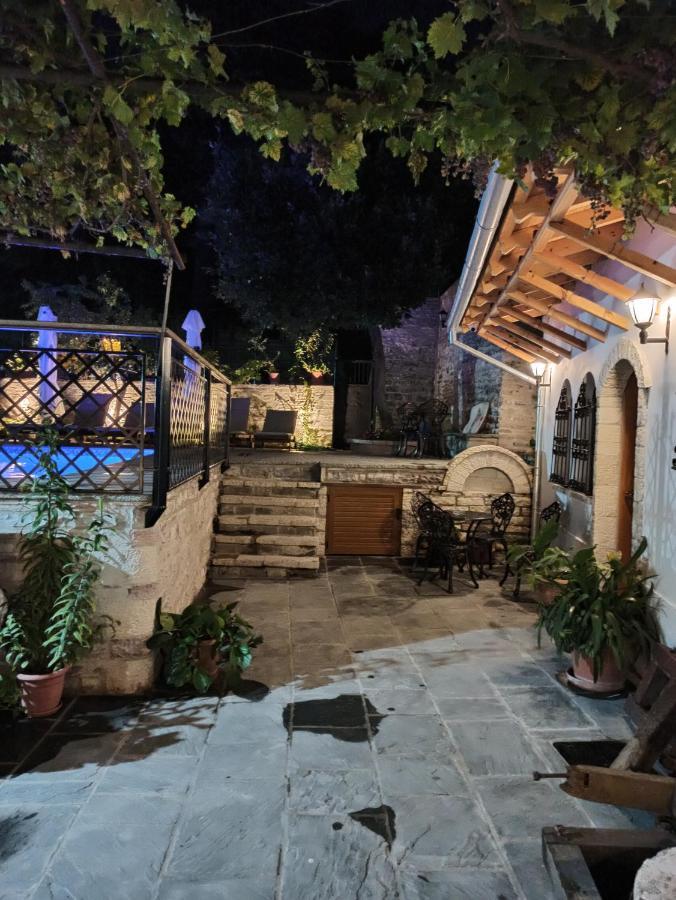 Boutique Hotel Praga Gjirokaster Ngoại thất bức ảnh