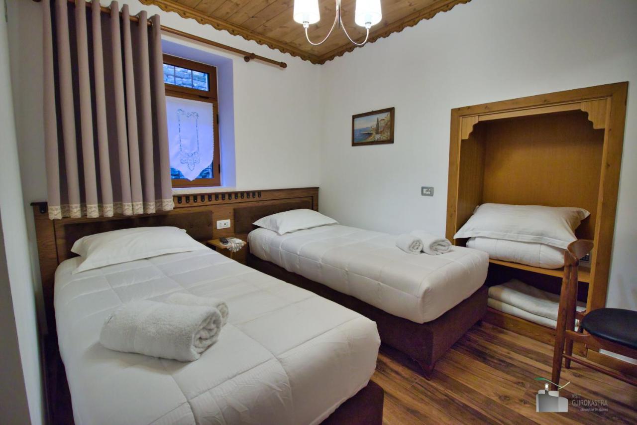 Boutique Hotel Praga Gjirokaster Ngoại thất bức ảnh