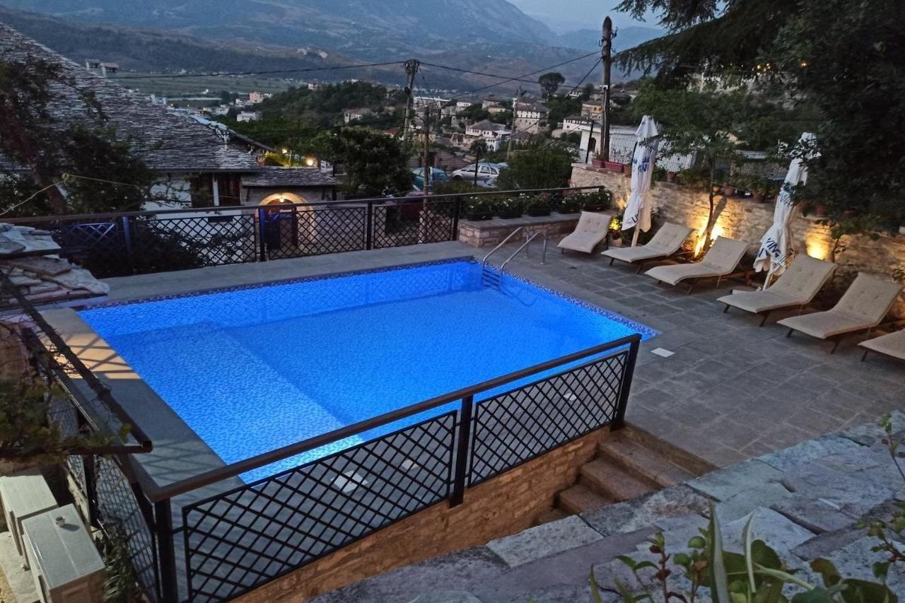 Boutique Hotel Praga Gjirokaster Ngoại thất bức ảnh
