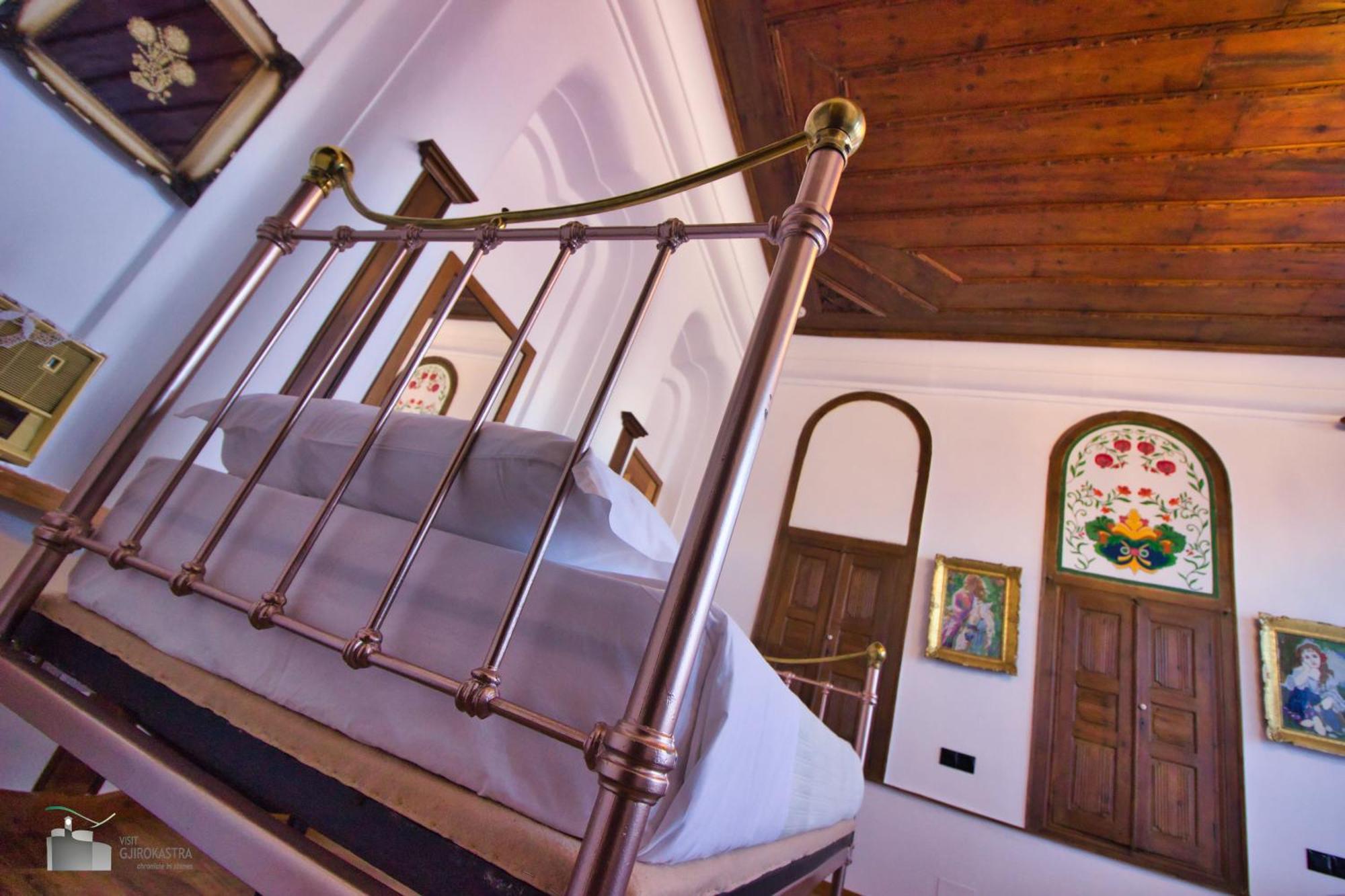 Boutique Hotel Praga Gjirokaster Phòng bức ảnh